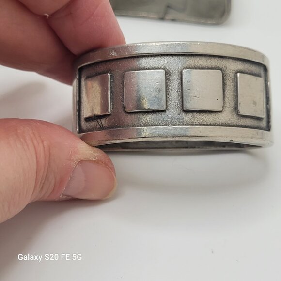 Vintage Aitkens Pewter Napkin Rings Geometric Tableware Set of Four 4 - Picture 6 of 11